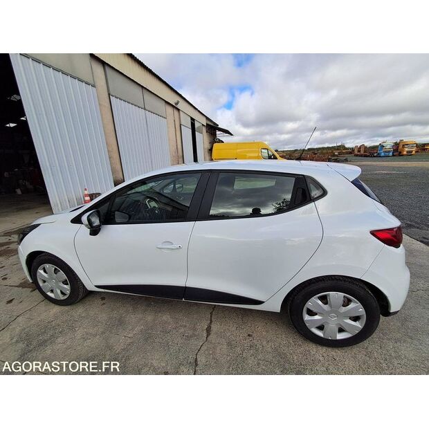 2015 Renault Clio-45325012