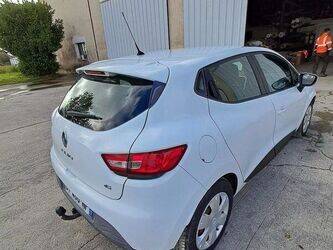 2015-renault-clio-1413426-45325015