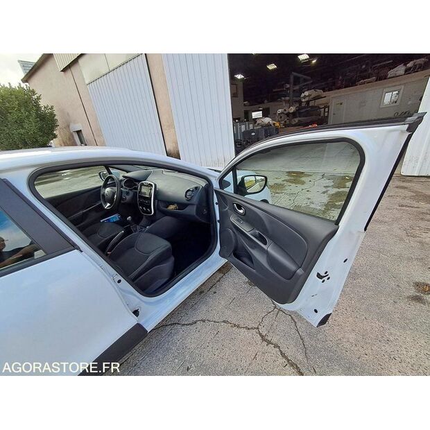 2015 Renault Clio-45325020