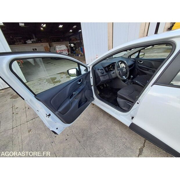 2015 Renault Clio-45325022