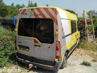 2011-renault-master-1413427-45325025