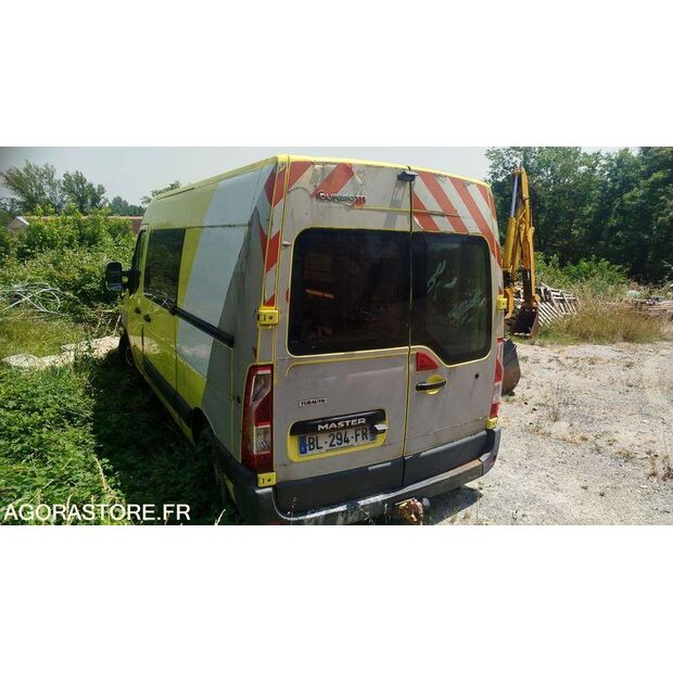 2011 رينو Master-45325026