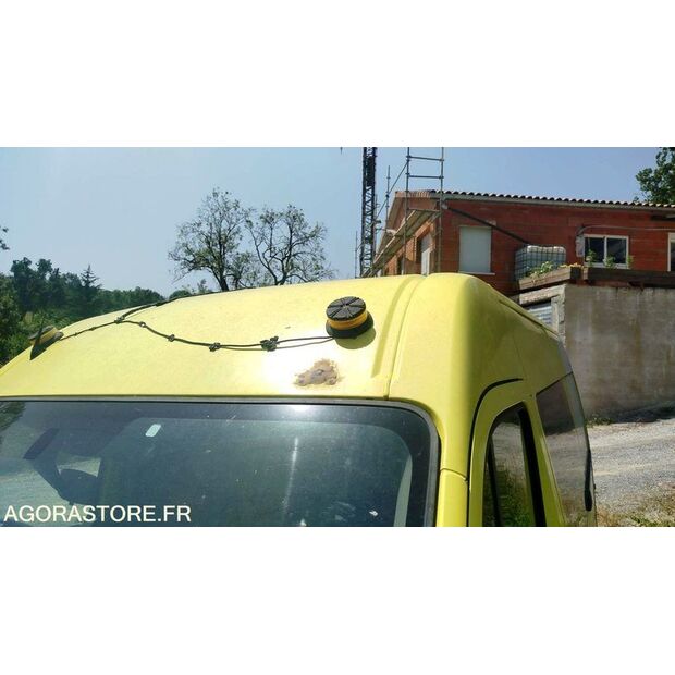 2011 رينو Master-45325029