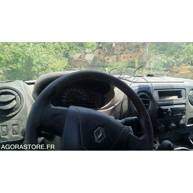 2011 رينو Master-45325037