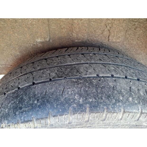 2015 رينو Master-45325082