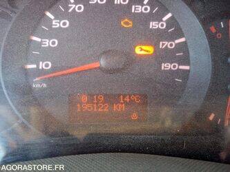 2015-renault-master-1413431-45325084