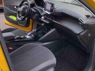 2020-peugeot-208-45325106