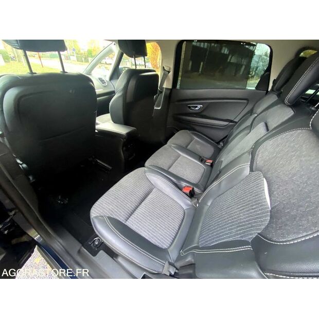 2020 Renault Megane-45325137