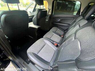 2020-renault-megane-1413433-45325137