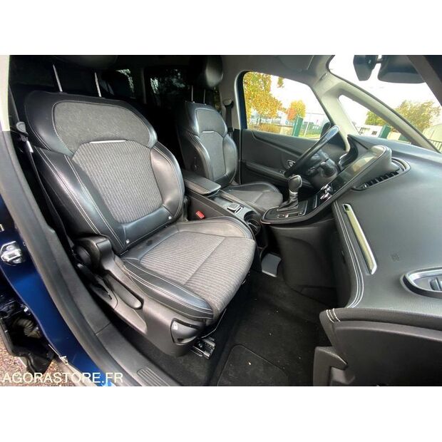 2020 Renault Megane-45325152