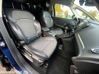 2020-renault-megane-1413433-45325152