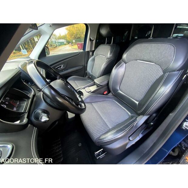 2020 Renault Megane-45325154