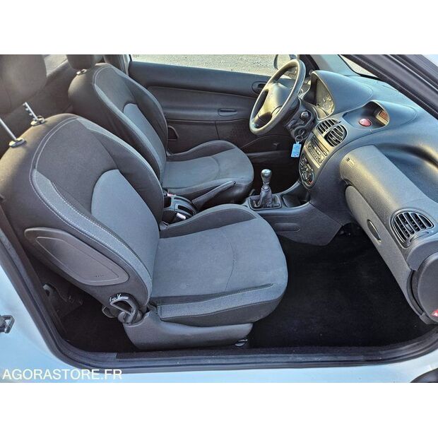 2007 بيجو 206-45325276