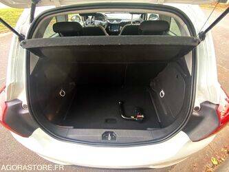 2017-opel-corsa-45325303