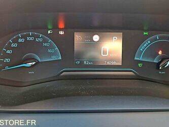 2021-peugeot-208-1413449-45325315