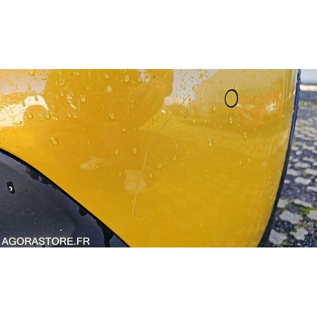 2021 Peugeot 208-45325327