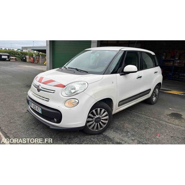 2016 Fiat 500-45325402
