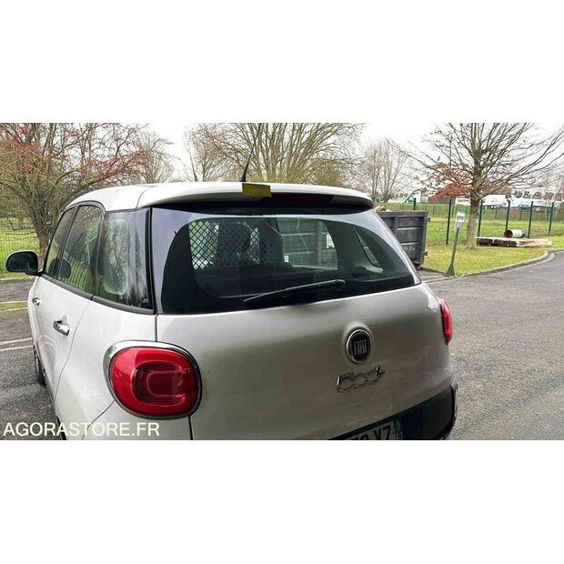 2016 Fiat 500-45325407