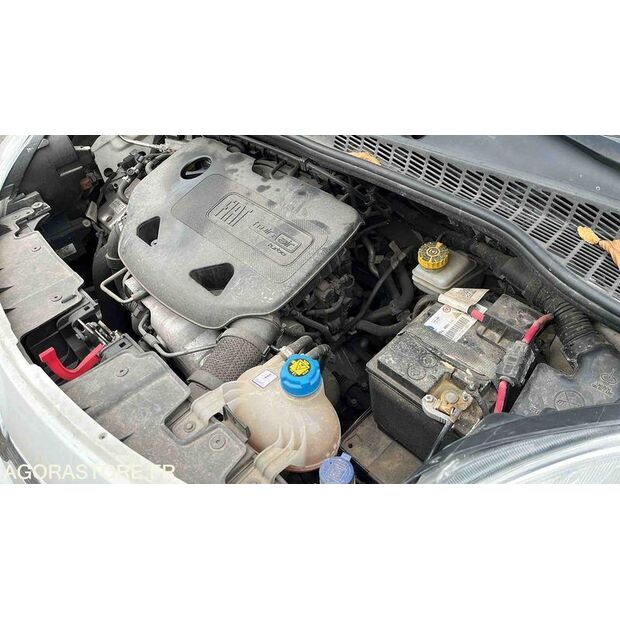 2016 Fiat 500-45325427