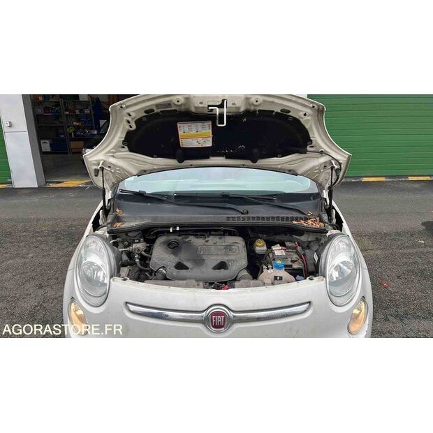 2016 Fiat 500-45325428