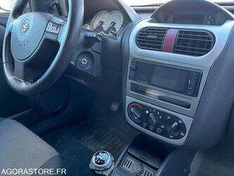 2006-opel-corsa-45325473