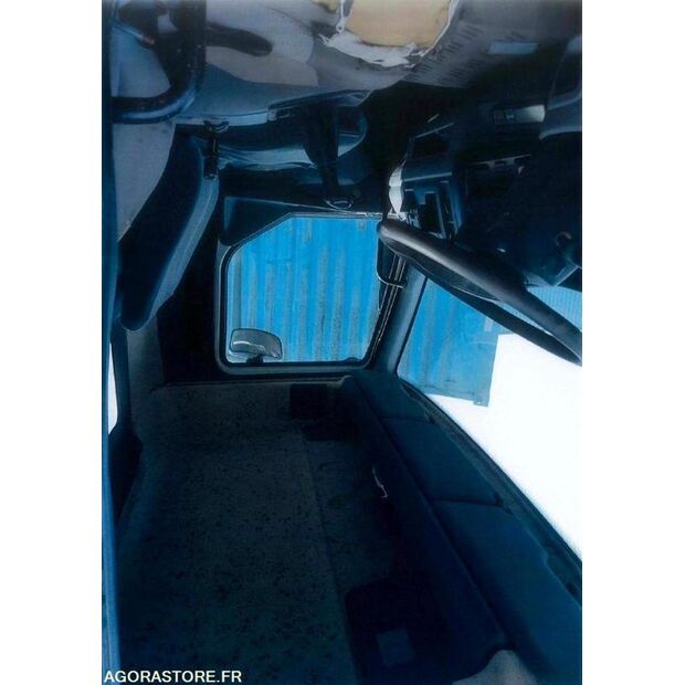 2002 رينو Midlum-45325491