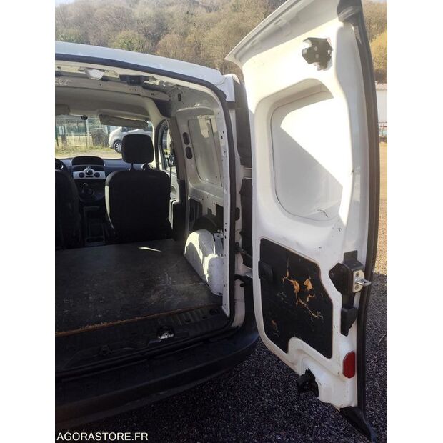 2011 رينو Kangoo-45325498