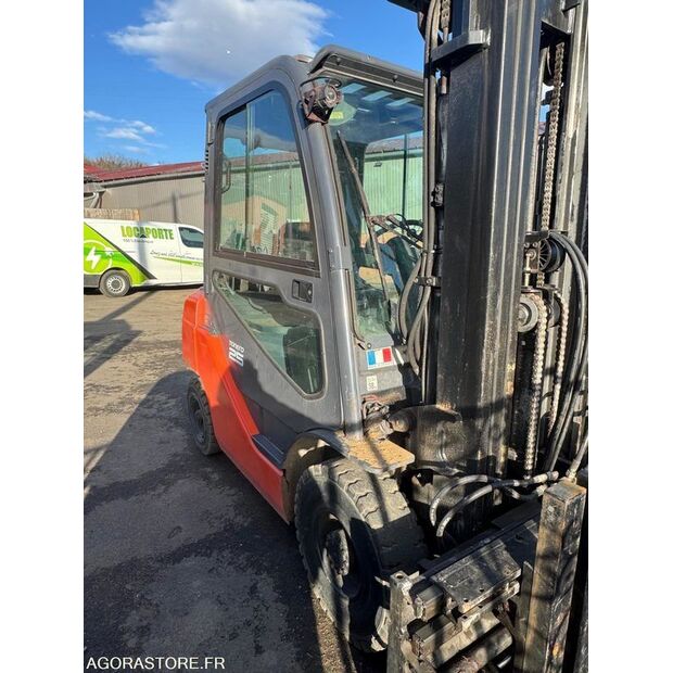 2017 تويوتا 02-8FGF25-45325573