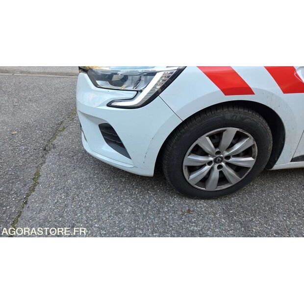 2020 Renault Clio-45325628