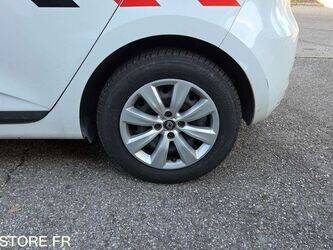 2020-renault-clio-1413192-45325637