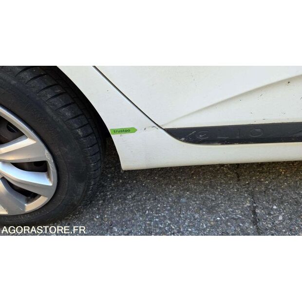 2020 Renault Clio-45325646