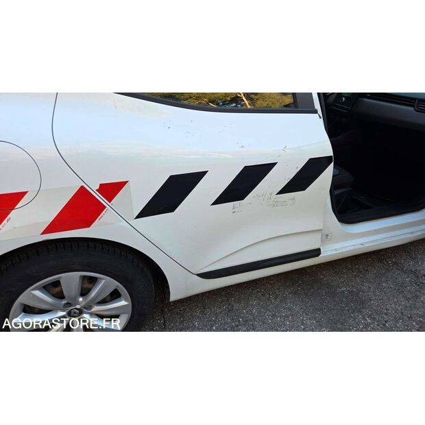 2020 Renault Clio-45325655