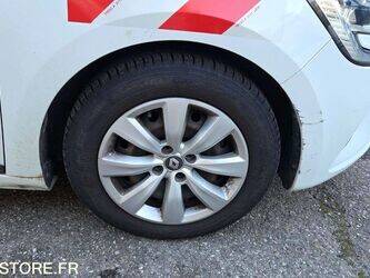 2020-renault-clio-1413200-45325669