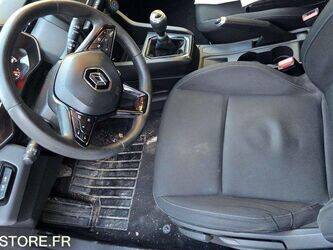 2020-renault-clio-1413200-45325673