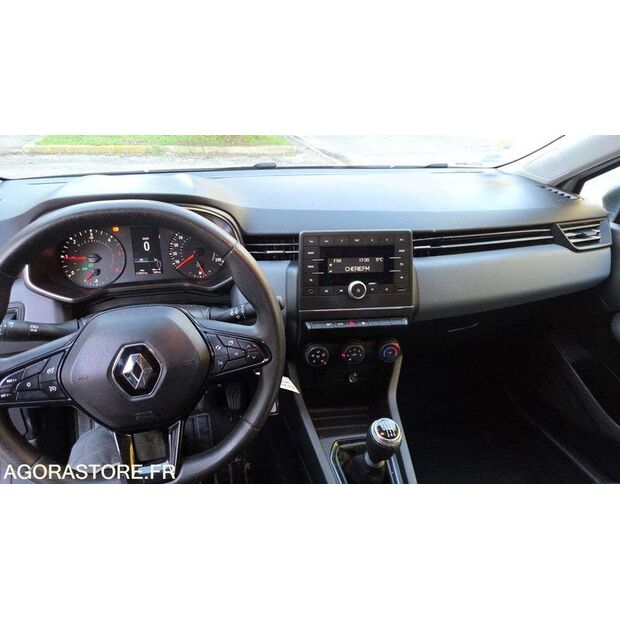 2020 Renault Clio-45325675