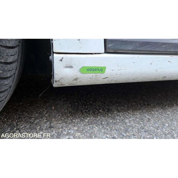 2020 Renault Clio-45325681