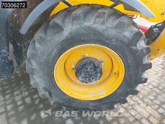 2019-jcb-540-140-1413335-45325951