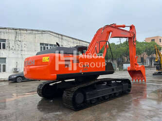 صورة ل حفارات 2023 هيتاشى ZX350