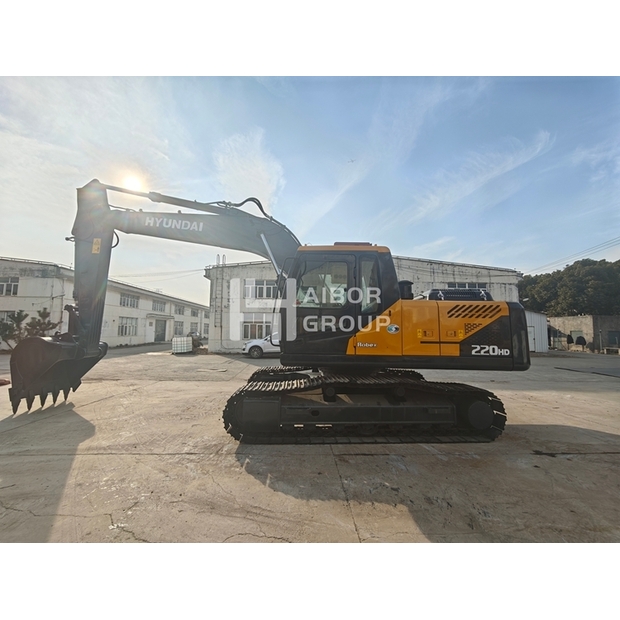 2024 هيونداي HX220HD-45326393