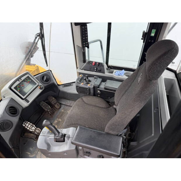 2019 Caterpillar 972M-45327029