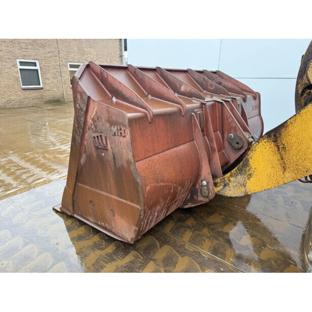 2019 Caterpillar 972M-45327040