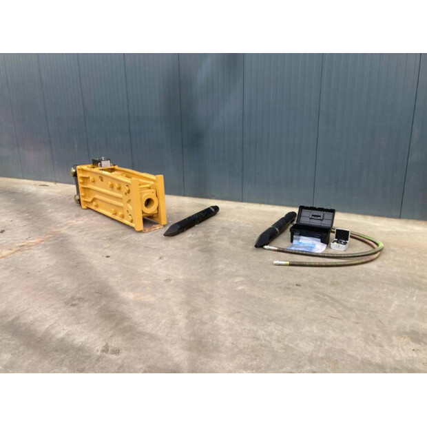 2025 Smitma S140-45327336