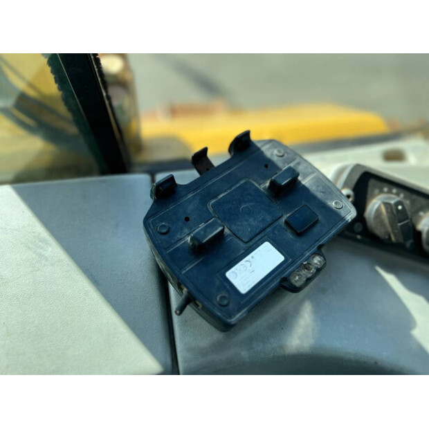 2016 Caterpillar D6N LGP-45327781