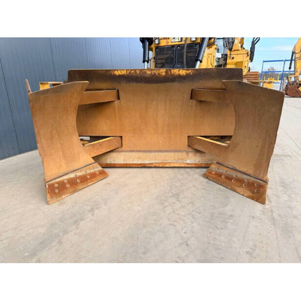 2017 Caterpillar D6T-XW-45327936