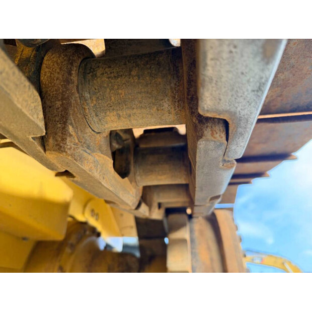 2017 Caterpillar D6T-XW-45327945