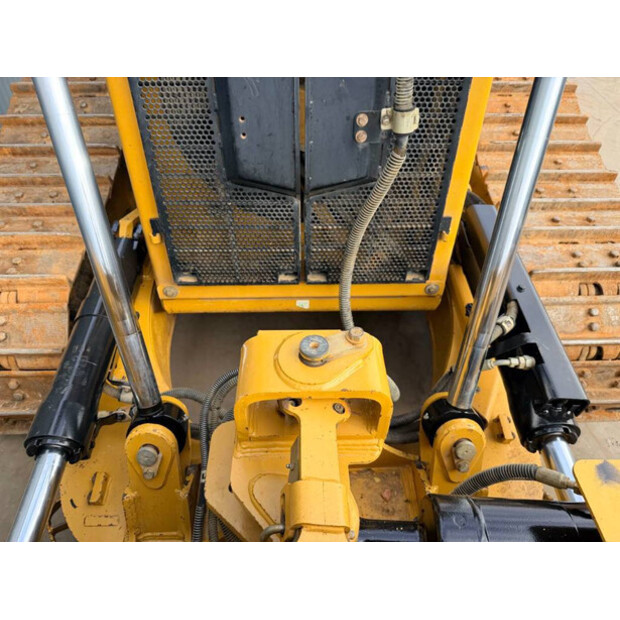 2017 Caterpillar D6T-XW-45327951