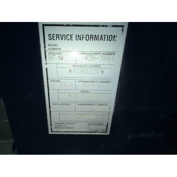 2017 Caterpillar D6T-XW-45327957