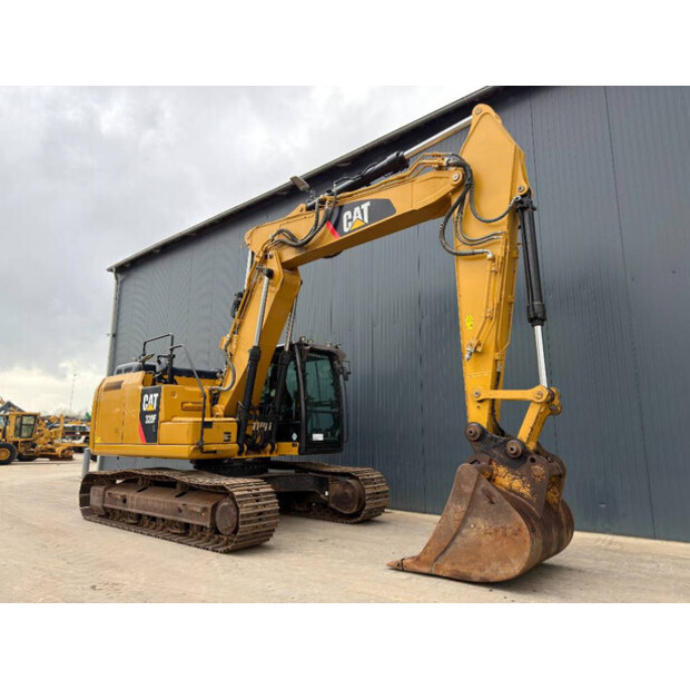 2016 Caterpillar 320FL-45328489