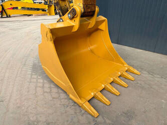 2011-caterpillar-323dl-1413586-45328658