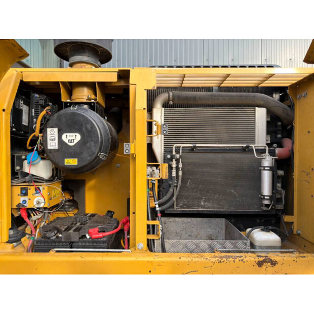 2011 Caterpillar 323DL-45328672